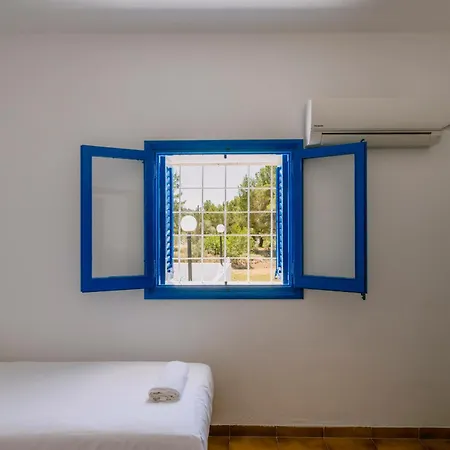 Villa Alexa Charming Is Just A 10 Min Drive To Either Playa Den Bossa Or San Antonio San José